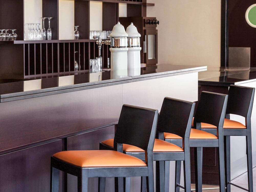 Ibis Hotel 3*